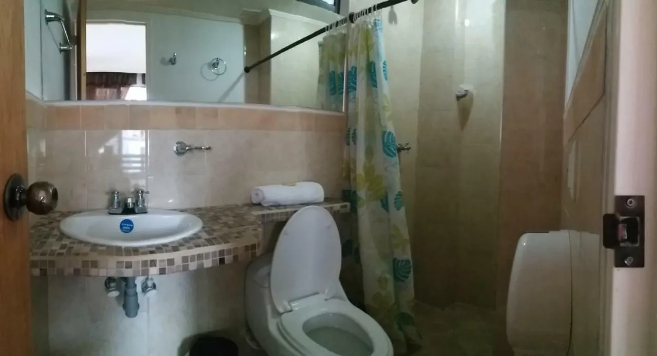 ميديلين Hotel Castellana كولومبيا