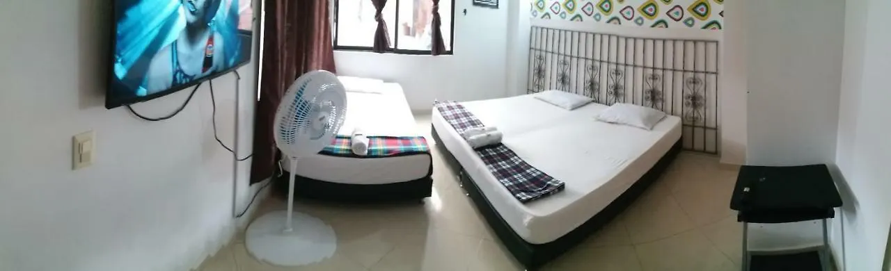 ميديلين Hotel Castellana