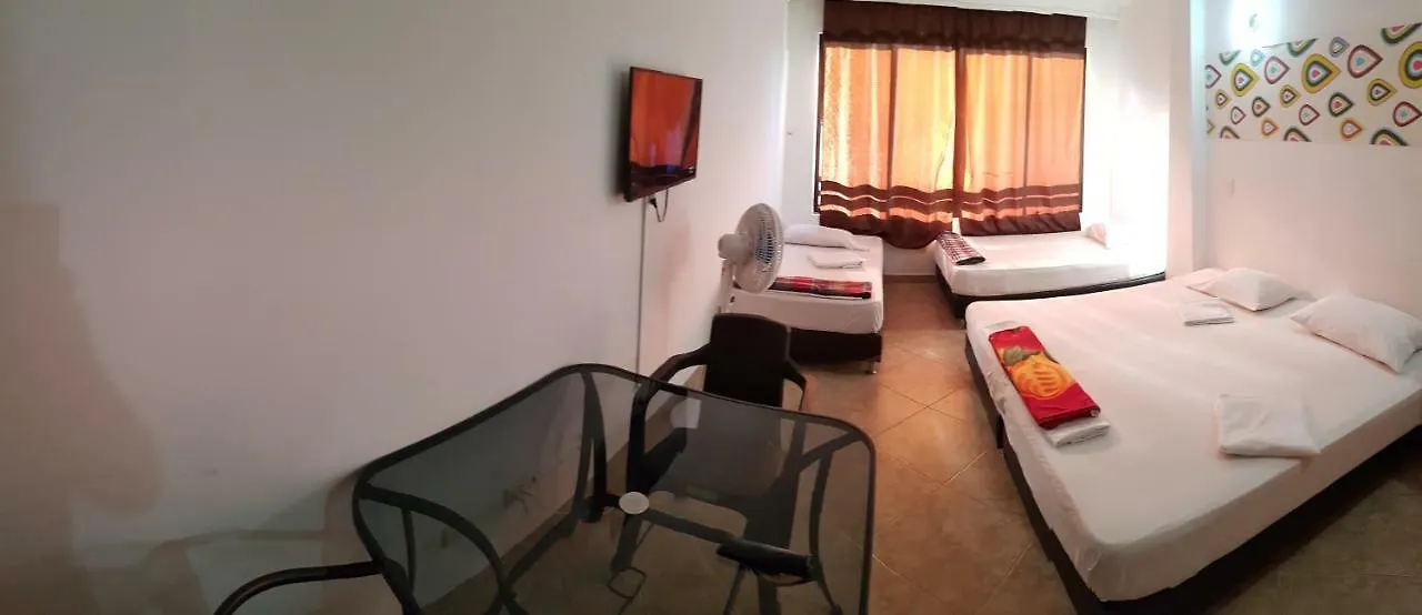 ميديلين Hotel Castellana 0*,