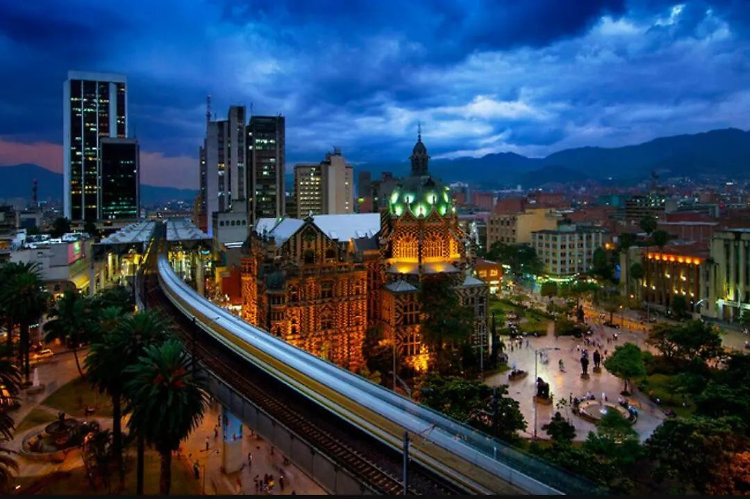 ميديلين Hotel Castellana